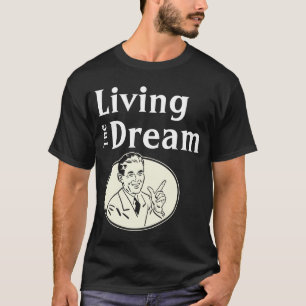 Rétro vie le T-shirt foncé rêveur