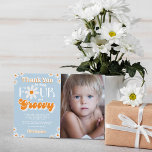 Retro Vier Jungs Groovys 4. Geburtstags-Foto Dankeskarte<br><div class="desc">Dankeschön im Stil mit diesen trendigen 4. Geburtstag danke Ihnen Karten. Die Vorlagenformulierung ist einfach zu personalisieren und Ihre Familie und Freunde werden begeistert sein,  wenn sie diese fantastischen Dankesworte erhalten.</div>