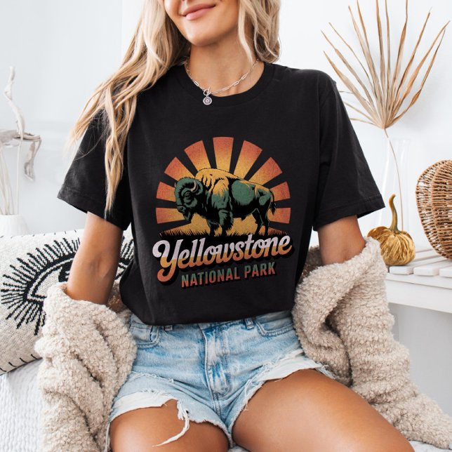 Retro Vintage Bison Yellowstone National Park  T-Shirt (Von Creator hochgeladen)