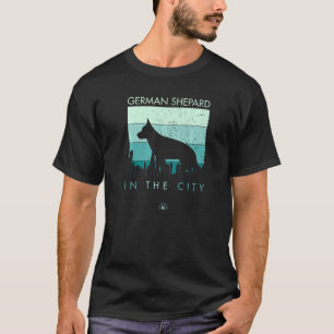 Retro Vintage deutsche Shepard in Deutschland T-Shirt