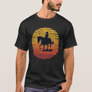 Retro Vintage Sonnenuntergang Schönes Mädchen beim T-Shirt