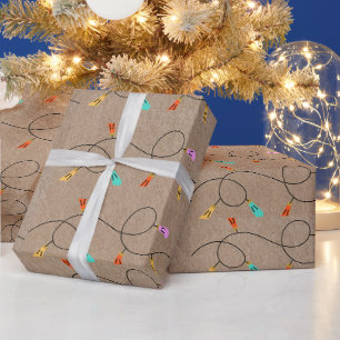 Retro Vintage Weihnachtsstreichenleuchten auf Kraf Geschenkpapier