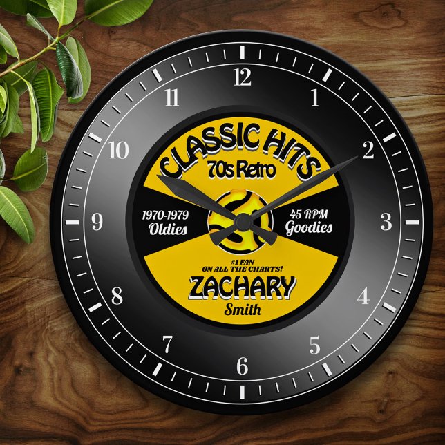 Retro Vinyl 45 Rekord Personalisierte Wandklemme Große Wanduhr (Von Creator hochgeladen)