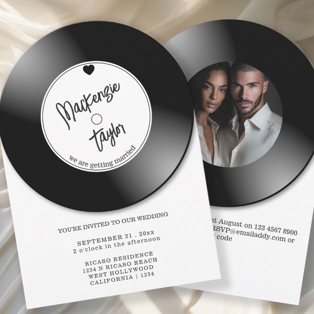 Retro Vinyl Record Photo Wedding Einladung (Retro Vinyl Record Photo Wedding Invitation by Ricaso. Novelty music lover wedding collection)