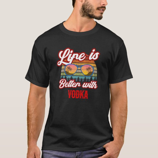 Retro Vodka Sonnenuntergang mit Vodka T-Shirt (Vorderseite)