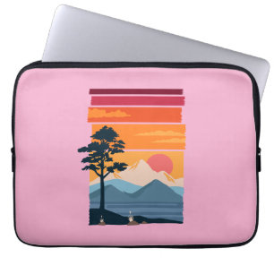 Retro-Wanderlust-Sonnenuntergang-Berg-Naturschönhe Laptopschutzhülle