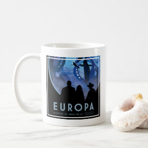 Retro-Weltraum-Reiseposter - Jupiters Mond Europa. Kaffeetasse