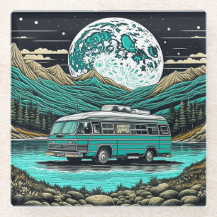 Retro-Wohnmobil-Camper in den Bergen in Türkis Glasuntersetzer