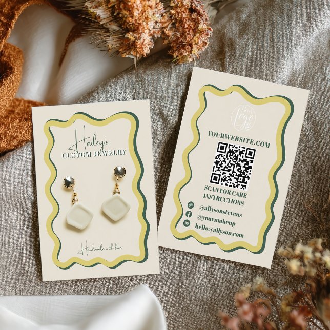 Retro Yellow Citrus Green Wavy Jewelry Display Visitenkarte (Retro Yellow Citrus Green Wavy Jewelry Display Business Card)