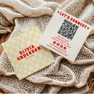 Retro Yellow Red QR Code Groovy Checkered Boho Quadratische Visitenkarte