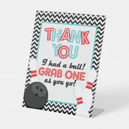 Retro Zickzack Bowling Gastgeschenk-Zeichen Sockelschild