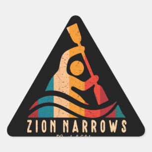 Retro Zion Narrows Kayaking Dreieckiger Aufkleber
