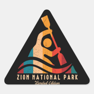 Retro Zion Nationalpark Kayaking Dreieckiger Aufkleber