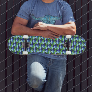 Retroblaue und grüne geometrische Dreiecke Skateboard