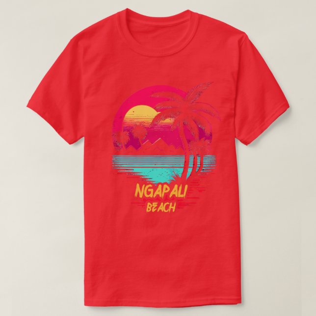 Retrowave Beach Ngapali Beach T-Shirt (Design vorne)