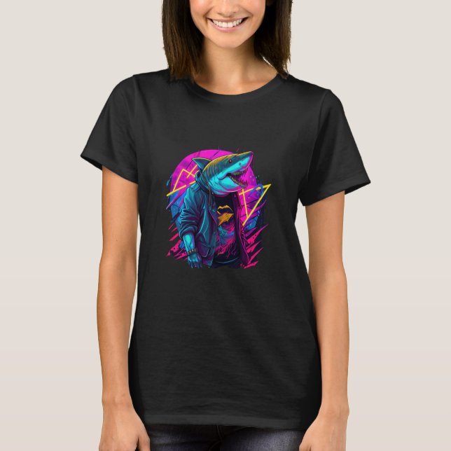 Retrowave Shark Cool Retro 80s Inspired T-Shirt (Vorderseite)