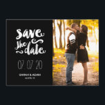 Rett unseres Datums | Save the Date Foto<br><div class="desc">Moderne Foto Save the Date Card mit niedlicher Schriftzeichen-Typografie. Monogram Gallery © Weitere Stile und Farben in unserem Shop unter www.zazzle.com/monogramgallery</div>