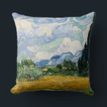 Reversible Van Gogh Wheat Field mit Cypressen Kissen<br><div class="desc">In das Design dieses Produktes aufgenommen ist ein ansprechender Druck von "Weizenfeld mit Zypressen" ein Öl auf Leinwand Malerei erstellt 1890 von Vincent van Gogh. Vincent van Gogh (1853 - 1890) war ein niederländischer postimpressionistischer Maler, der in etwas mehr als einem Jahrzehnt etwa 2.100 Gemälde schuf, darunter etwa 860 Ölgemälde,...</div>