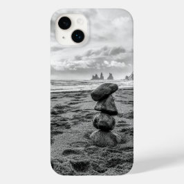 Reynisfjara Beach Cairn Case-Mate iPhone 14 Plus Hülle