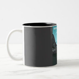 Reynisfjara Black Sand Beach Travel Poster Zweifarbige Tasse