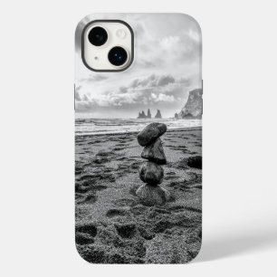 Reynisfjara-Strand-Cairn iPhone 14 Plus Hülle