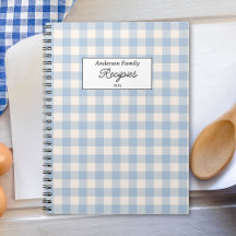 Rezeptbuch mit Pastellblauem Gingham-Muster