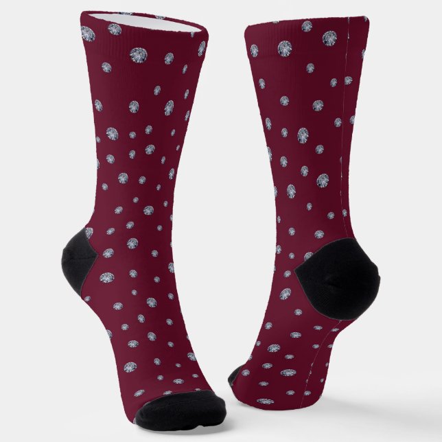Rhinestones auf dunkelrot socken (Gewinkelt)