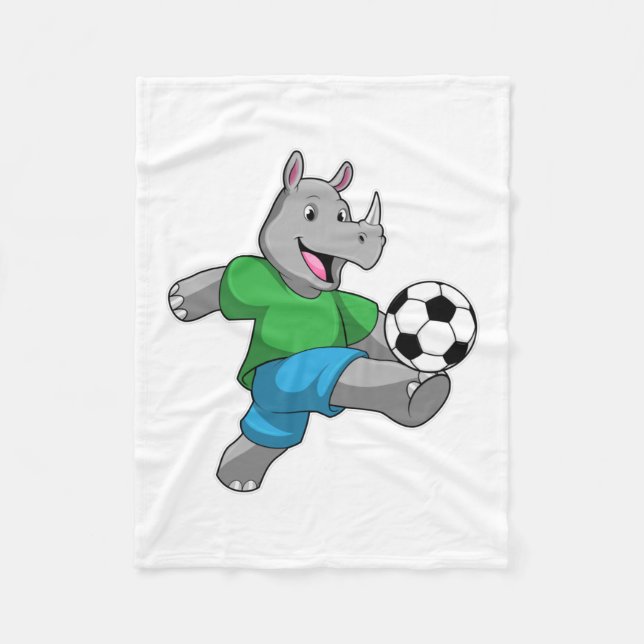 Rhino als Fußballspieler mit Fußball Fleecedecke (Vorderseite)