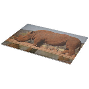 Rhino mit Schlamm auf dem Foto Schneidebrett