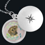 Rhodesian Ridgeback mit Wasserfarbe Versilberte Kette<br><div class="desc">Das ist ein Aquarellbild eines Rhodesier Ridgeback Hundes. Sie hat einen grünen Kranz um ihr Gesicht.</div>