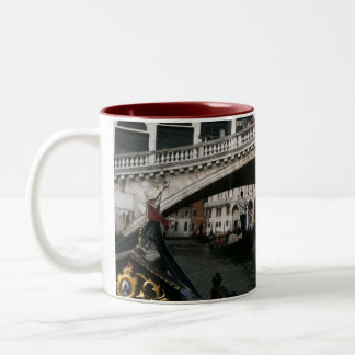 Rialto Brücken-Venedig-Gondel-Lagune Zweifarbige Tasse