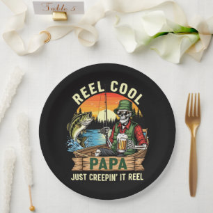 Richtig cooler Papa, der es richtig creepy macht Pappteller
