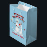 Rick and Morty | Snowmen Season's Greetings Mittlere Geschenktüte<br><div class="desc">Celebrate Rickmas with this festive snowmen Rick and Morty graphic that reads: "Season's Greetings. Happy Human Holidays".</div>