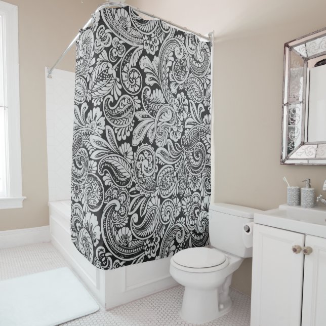 Rideau de douche de Paisley noir et blanc (En situation)