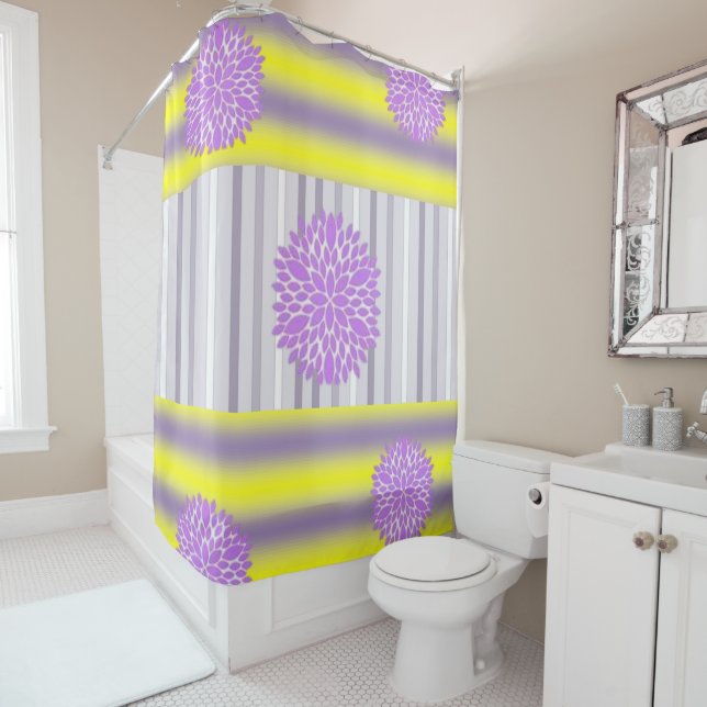 Rideau de douche Jaune Violet Foncé Floral (En situation)
