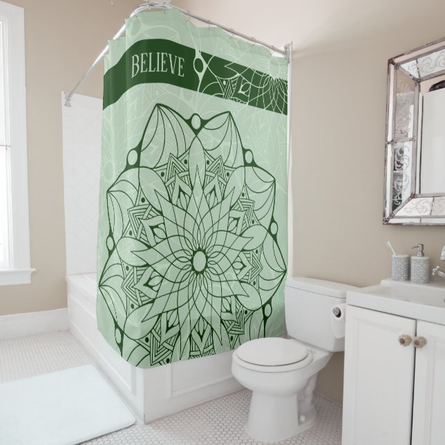 Rideau de douche Mandala vert 2 tonalités personna (En situation)