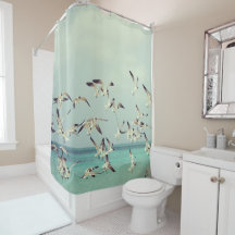 Rideau en douche de mouettes en vol