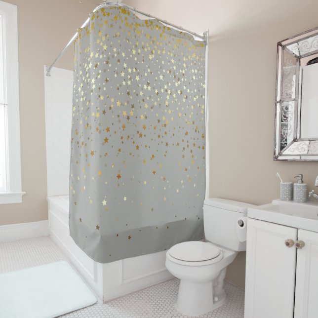 Rideau en douche d'or d'étoiles dans le gris (En situation)