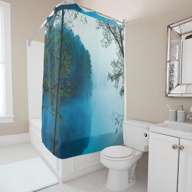 Rideaux De Douche Blue Misty River Vue panoramique Photo (En situation)