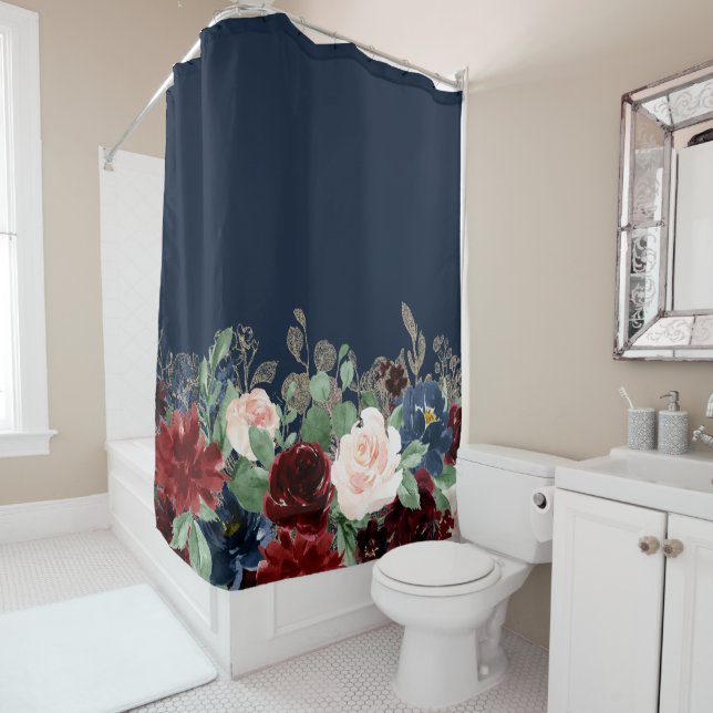 Rideaux De Douche Boho Blooms | Bouquet bleu marine foncé et bordeau (En situation)