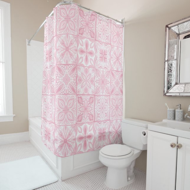 Rideaux De Douche Carreaux ornés en rose (En situation)