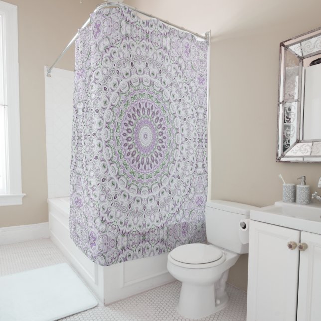 Rideaux De Douche Conception de motif mandala lavande et vert (En situation)