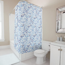 Courbes peintes en bleu prussien