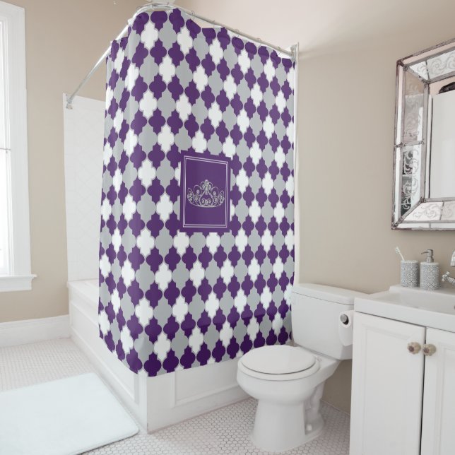 Rideaux De Douche Couronne avec Plum violet, gris et blanc Quatrefoi (En situation)