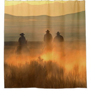 Rideaux De Douche Cowboy Trio : Mountainous Arrière - plan Gallop.