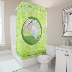 Rideaux De Douche Équilibres blancs d'IBIS d'aquarelle sur une jamb