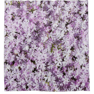 Rideaux De Douche Fleur violette, cadre de fraîcheur estivale.