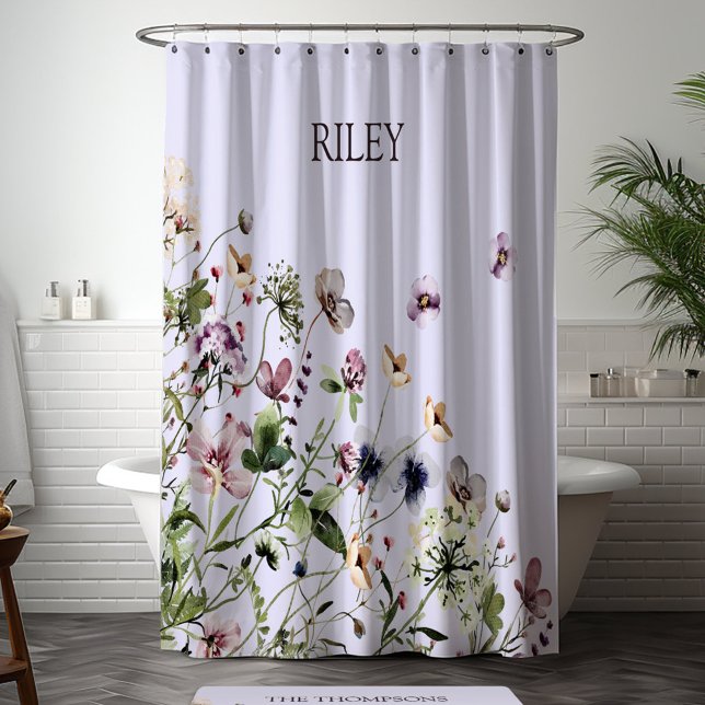 Rideaux De Douche Fleurs sauvages violettes aquarelles monogrammées (In situ bathroom)
