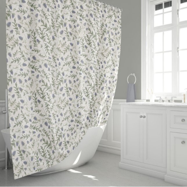 Rideaux De Douche Fleurs violettes élégantes (Elegant Sage Lavender Thistle Floral Pattern Shower Curtain from Studio Posies.)