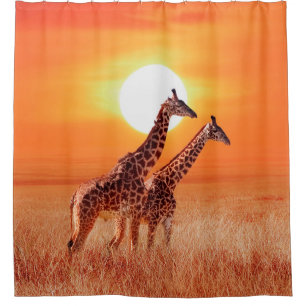 Rideaux De Douche Girafe dans la savane africaine contre le dos